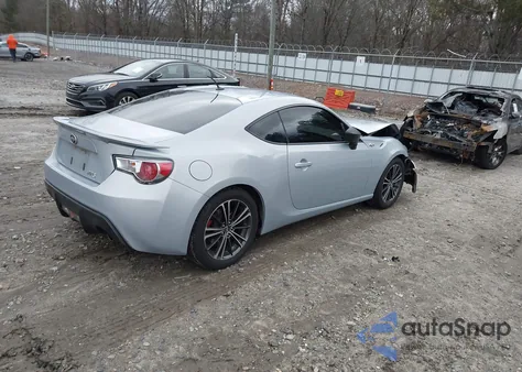 2013 Toyota Scion Fr-S z USA, uszkodzony, nr VIN JF1ZNAA15D2729908